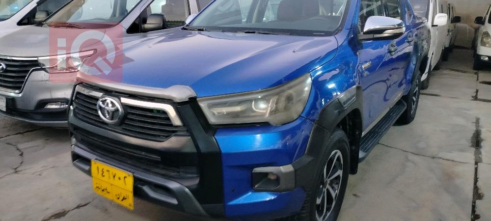 تويوتا هايلوكس